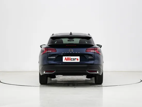 Hot Sale China Dongfeng Citroen C5X Used Passenger Versailles Chinese Fuel Car Used Cheap Fuel Vehicle EV Car 